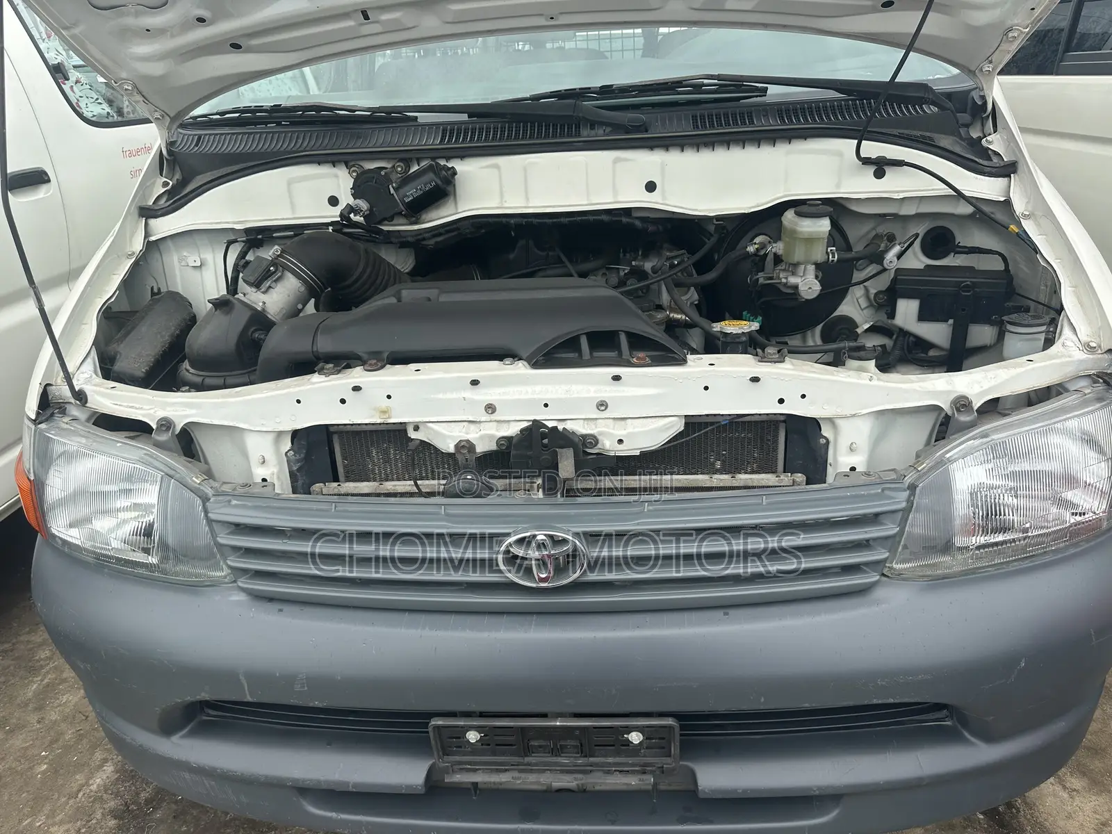 Toyota HiAce 2007 White