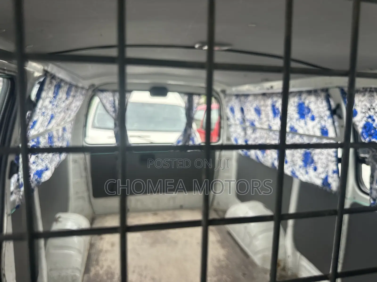 Toyota HiAce 2007 White