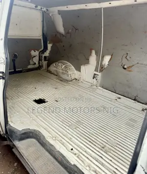 Volkswagen Transporter 2004 White