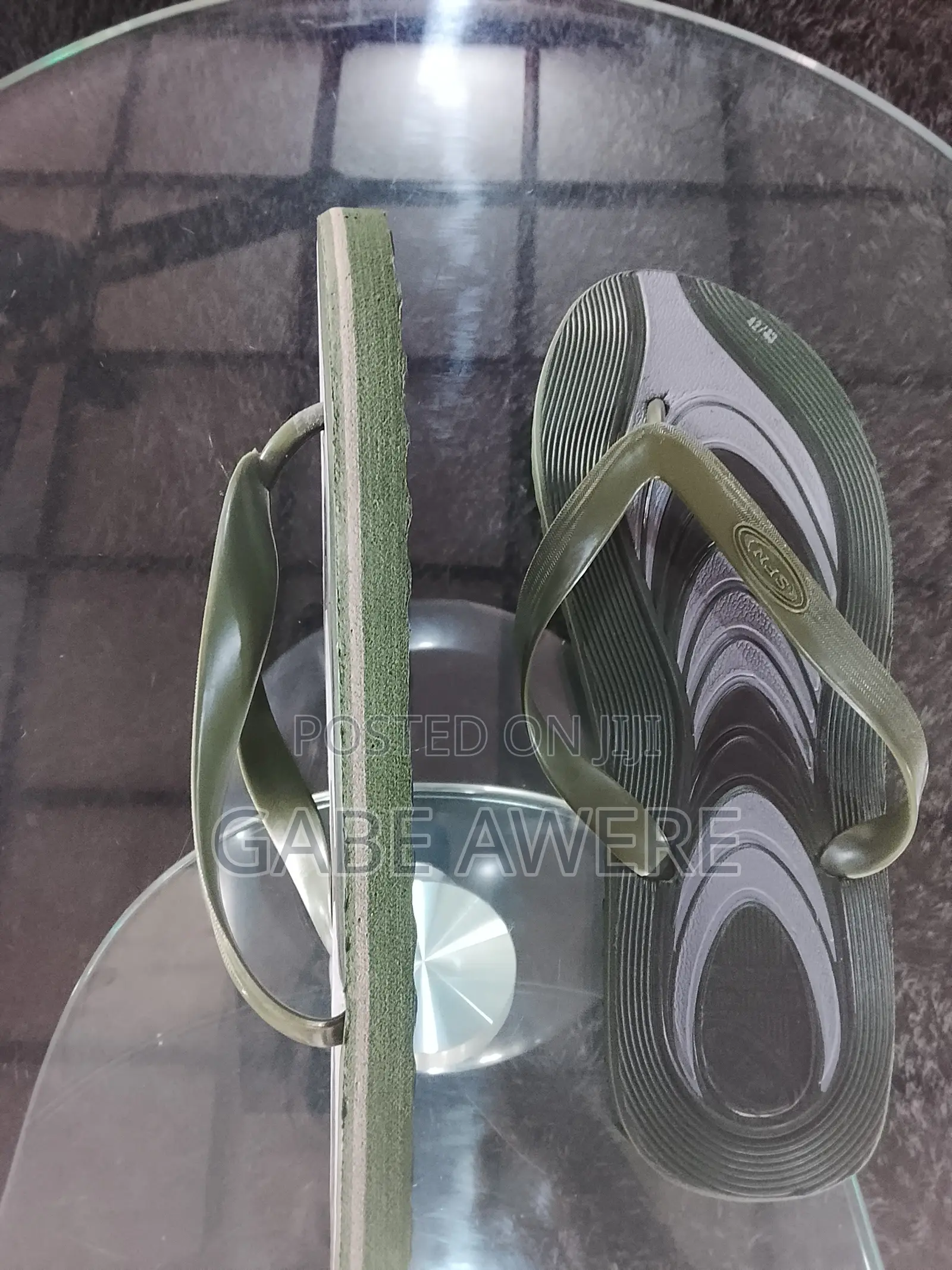 Multifunctional Flip Flops