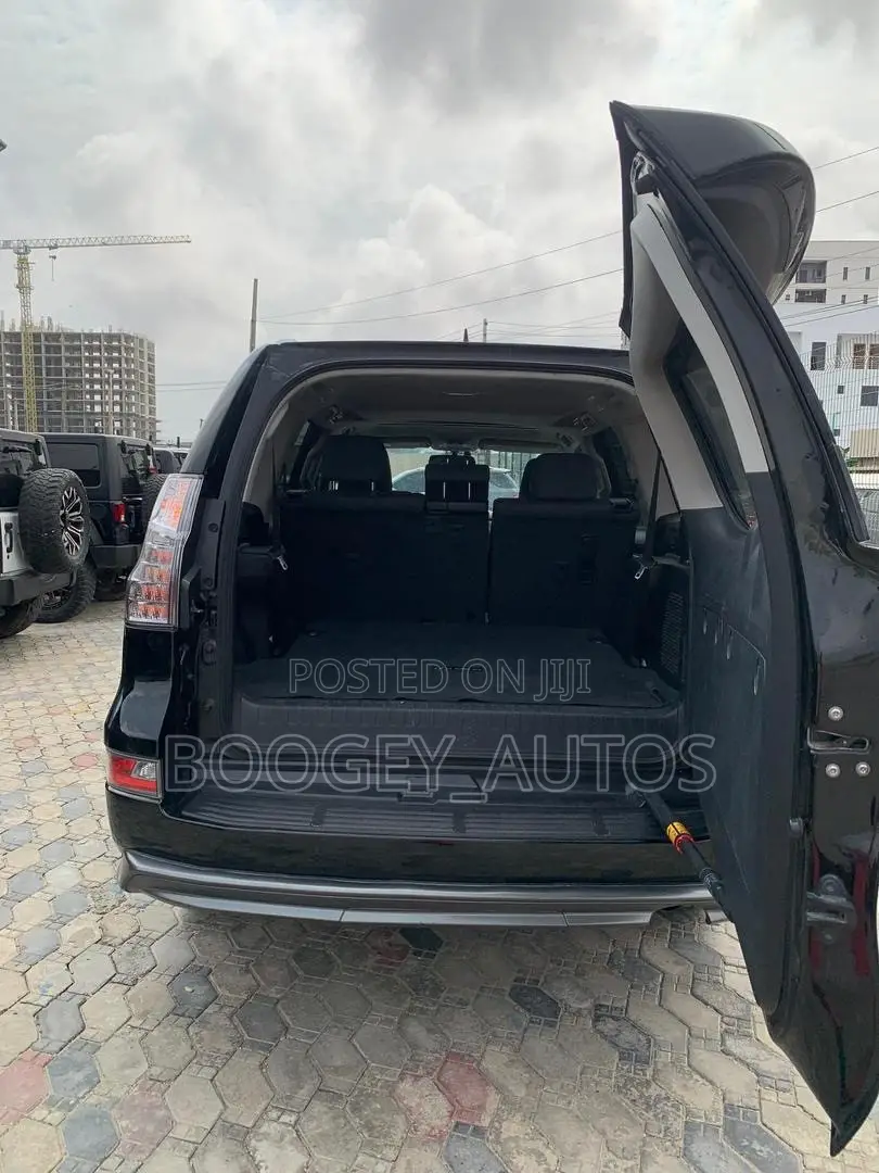 Lexus GX 2019 Black