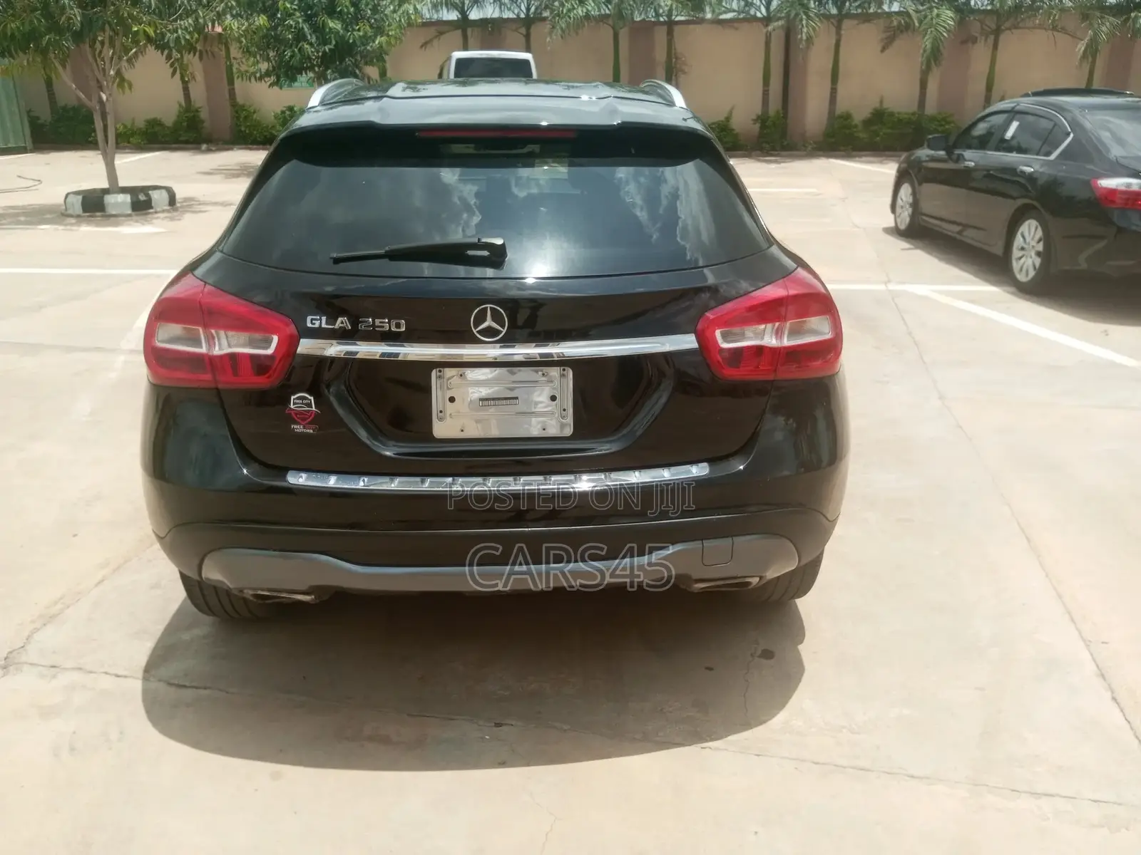 Mercedes-Benz GLA-Class 2018 Black