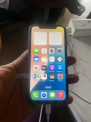 Apple iPhone 11 64 GB Black