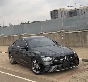 Mercedes-Benz E350 2022 Black
