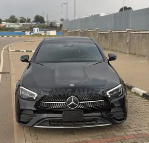 Mercedes-Benz E350 2022 Black