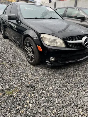 Mercedes-Benz C300 Luxury 4Matic Sedan AWD (3.0L 6cyl 7A) 2011 Black