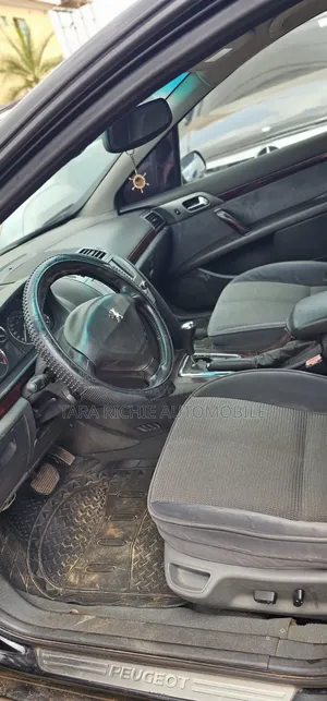Peugeot 407 2008 Black
