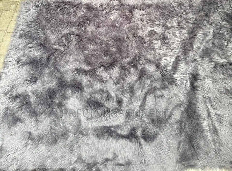 Gray Quality Fluffy Rug 5ftx7ft