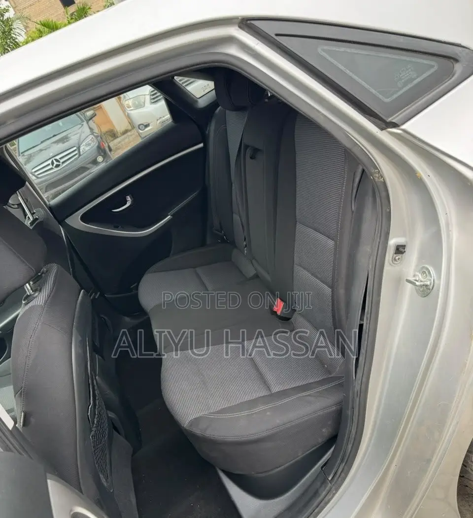 Hyundai Elantra 2014 Silver