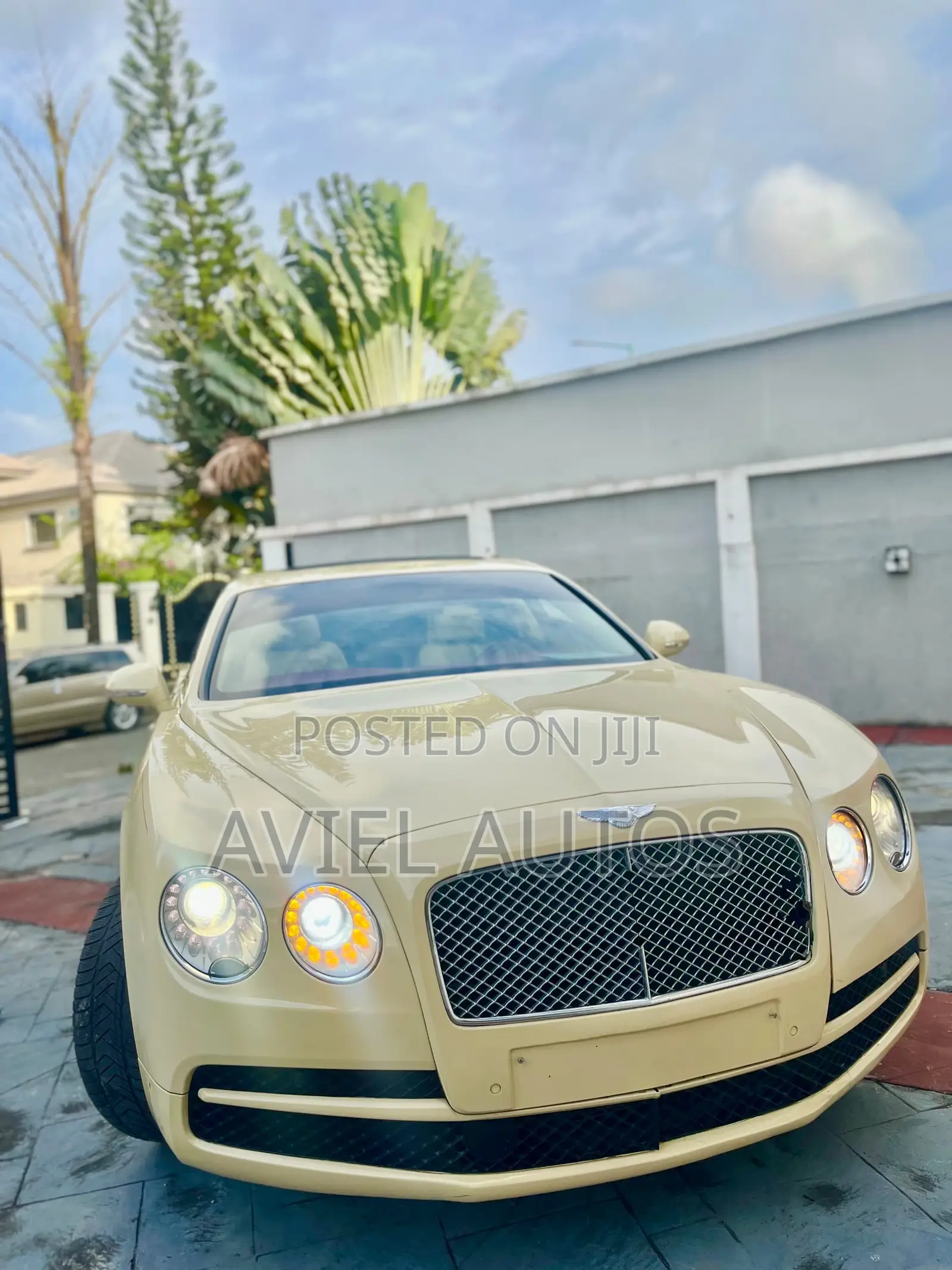 Bentley Flying Spur 2016 Off white