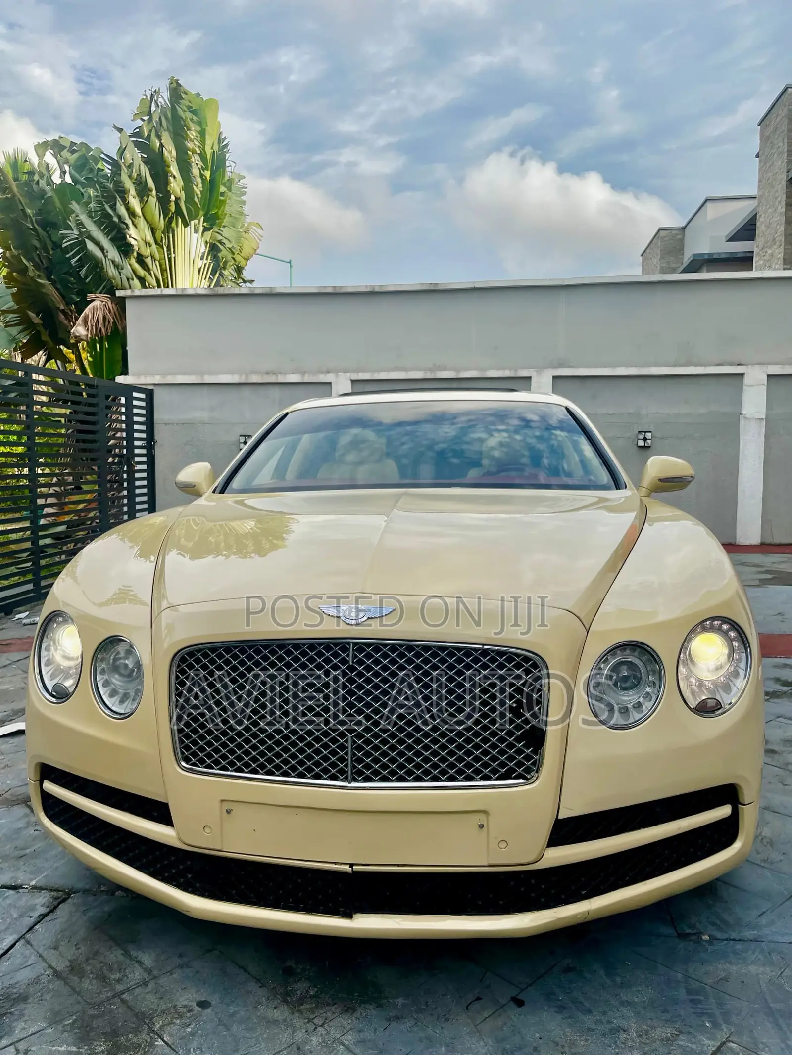 Bentley Flying Spur 2016 Off white