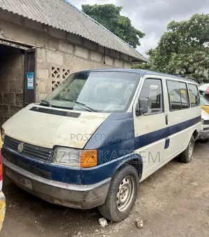 Volkswagen Transporter 2004 White