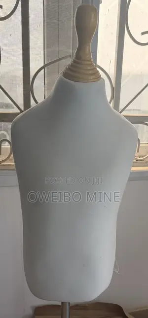 Children Mannequein Stand With