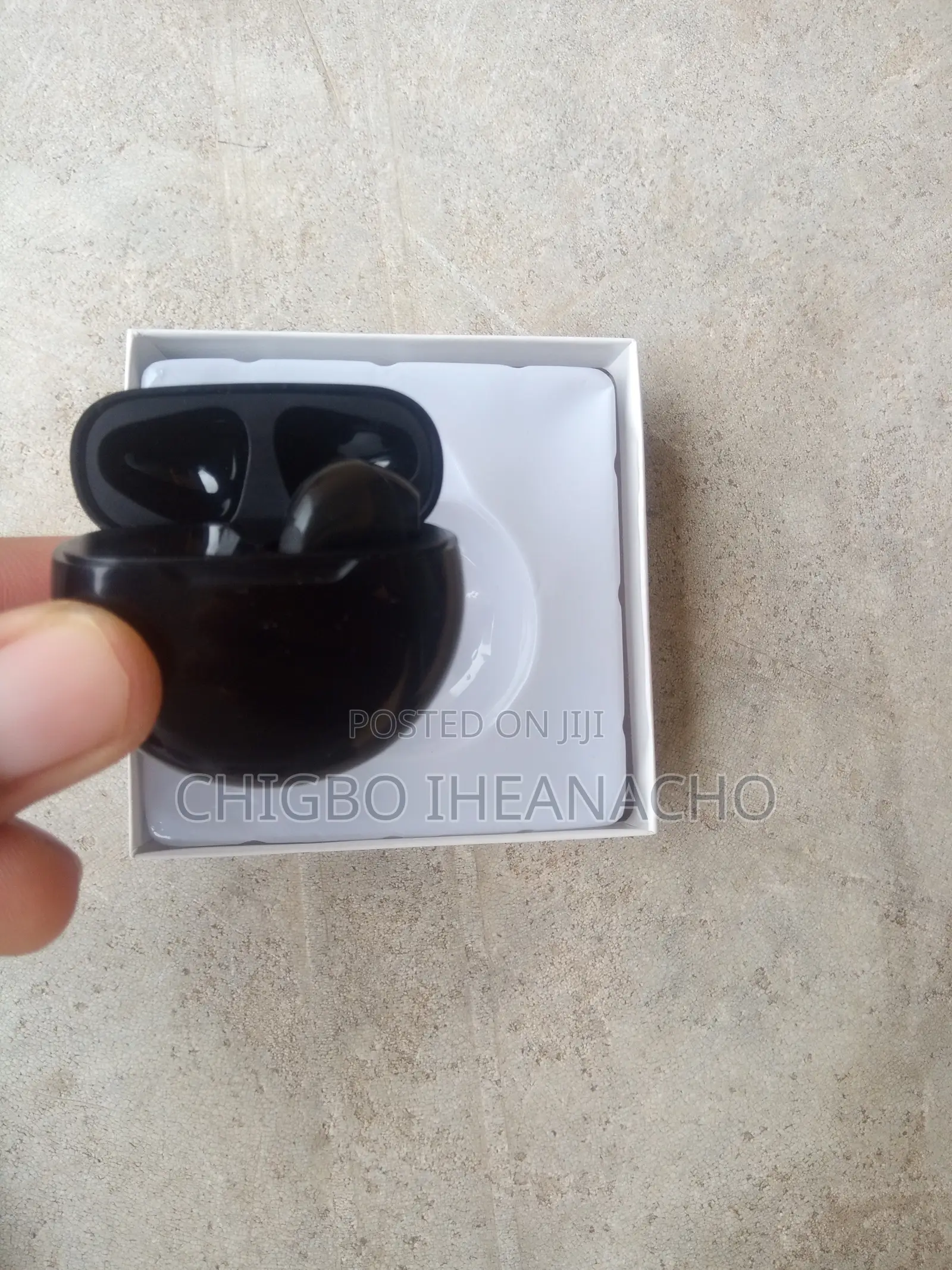 Single-Ear Pro6 Airpod