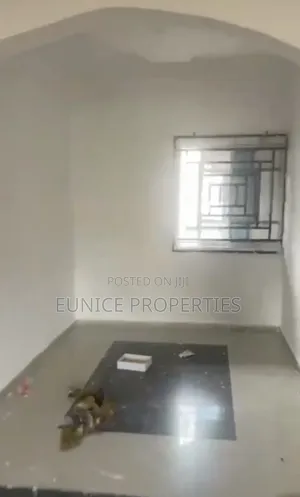 3bdrm Block of Flats in Eunice Properties, Benin City for rent
