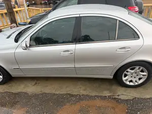 Mercedes-Benz E350 2005 Silver