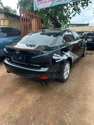 Lexus IS 2009