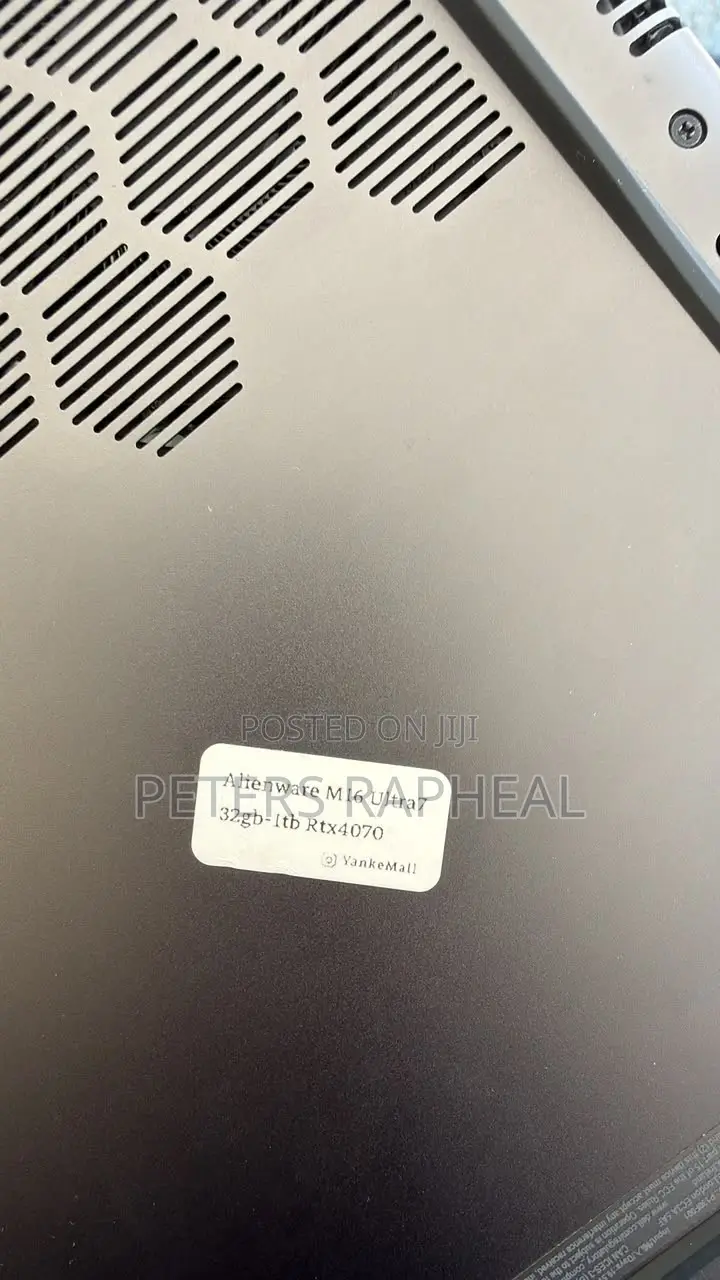 Laptop Alienware M16 R2 32GB Intel Core Ultra 7 SSD 1T