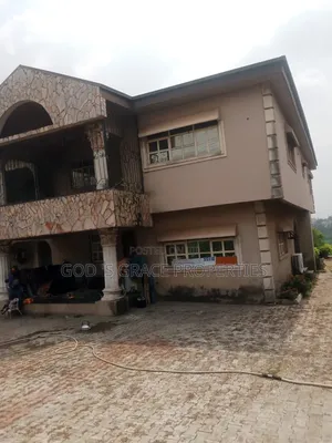 5bdrm Duplex in Magodo Isheri Estate for sale