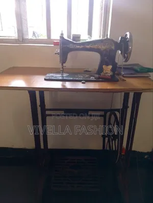 Manual Sewing Machine