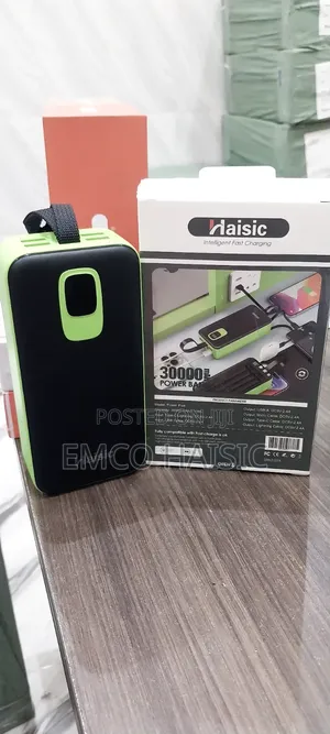 30mah Haisic Powerbank With Multiple Charger