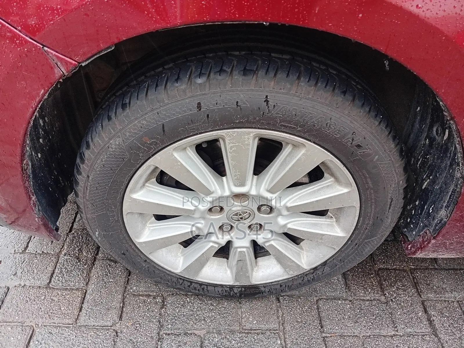 Toyota Sienna 2013 Red