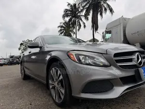 Mercedes-Benz C300 Sport 4dr AWD 4Matic Sedan (2.0L 4cyl 7A) 2015 Gray