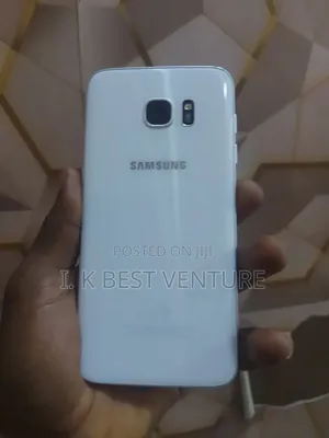Samsung Galaxy S7 edge 32 GB White