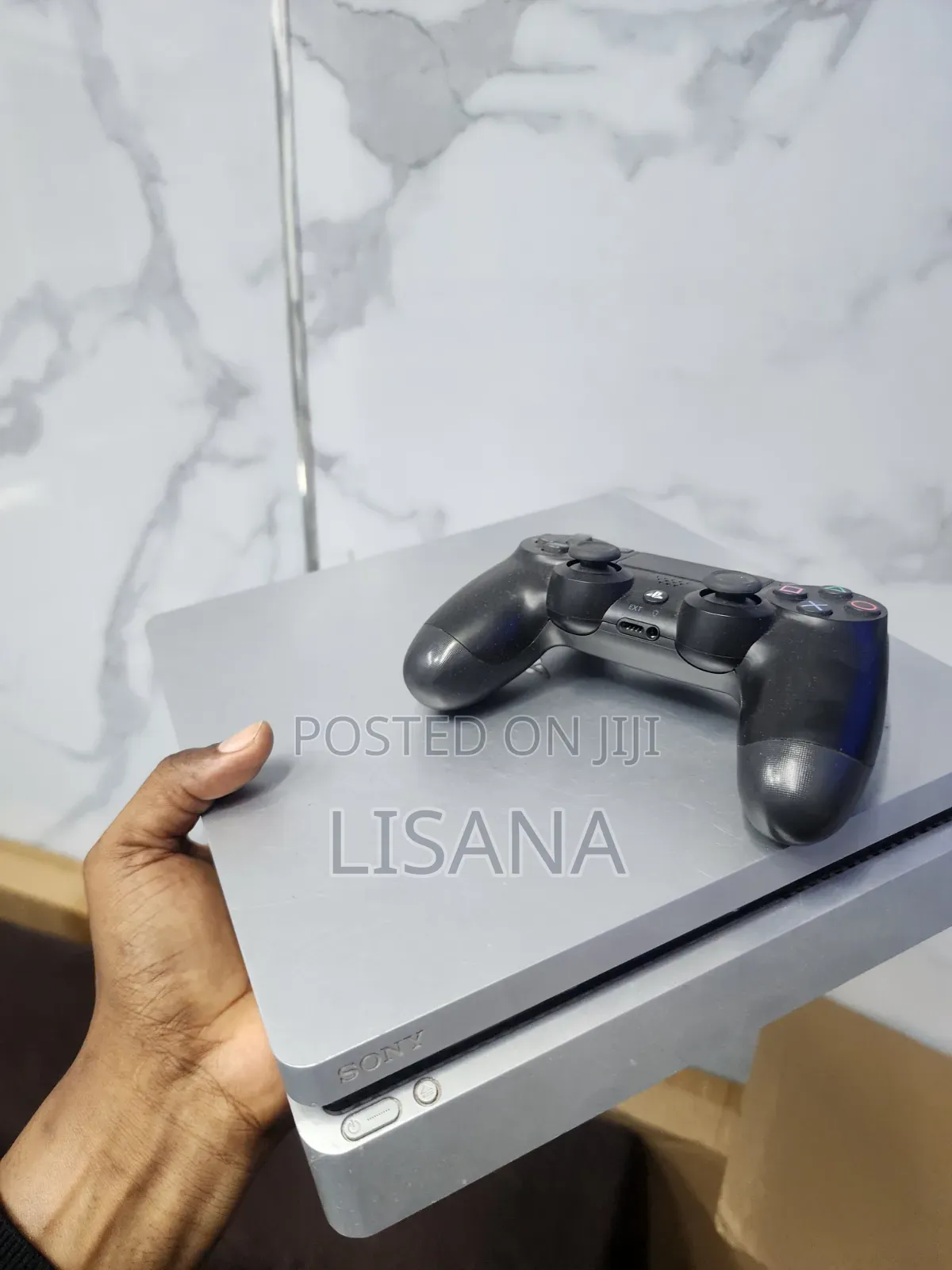 PlayStation 4 With 2pad