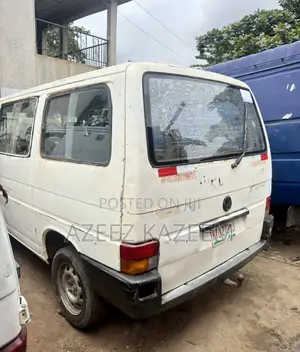 Volkswagen Transporter 2005 White