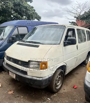 Volkswagen Transporter 2005 White