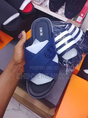 Pam Slippers on for Men