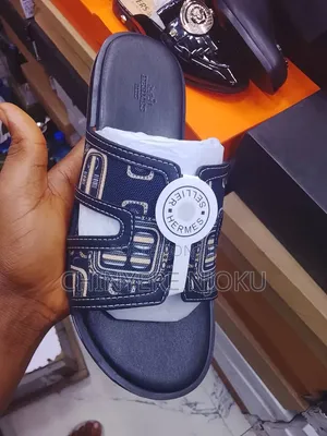 Pam Slippers on for Men