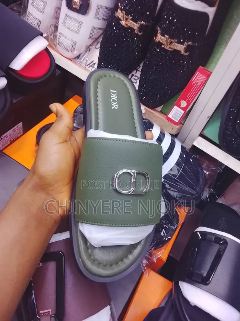 Pam Slippers on for Men