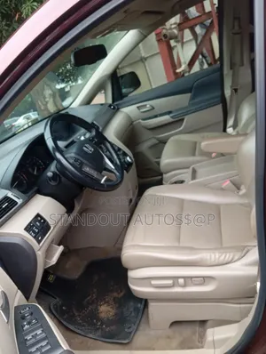 Honda Odyssey 2013 Red