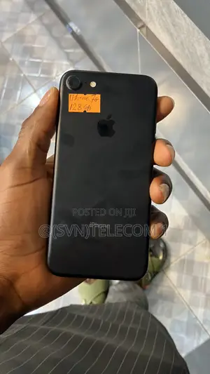 Apple iPhone 7 128 GB Black