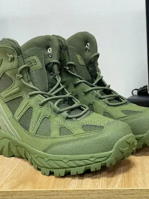 Boots Canvas