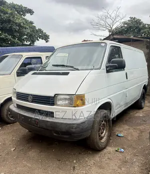 Volkswagen Transporter 2005 White