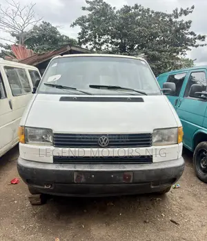 Volkswagen Transporter 2005 White