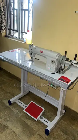 Industrial Sewing Machine