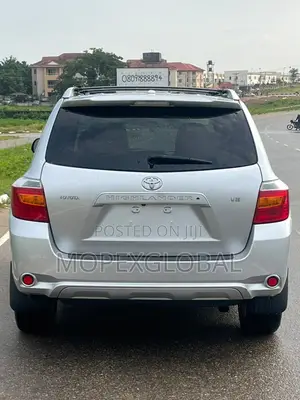 Toyota Highlander Limited 2010 Silver