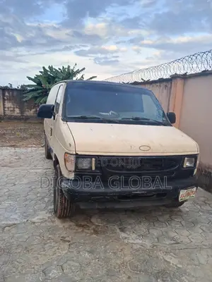 Ford E250 2005 Yellow