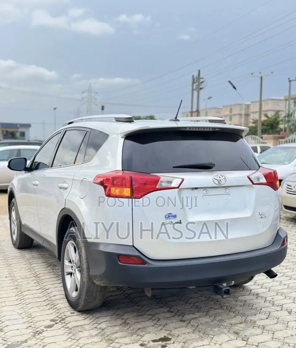 Toyota RAV4 2014 Silver