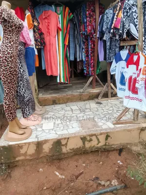 I'm Into Clothes Unices Both Male and Female