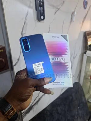 Infinix Hot 70 128 GB Green