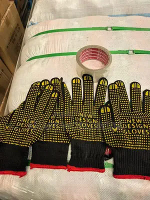 Dotted Hand Gloves