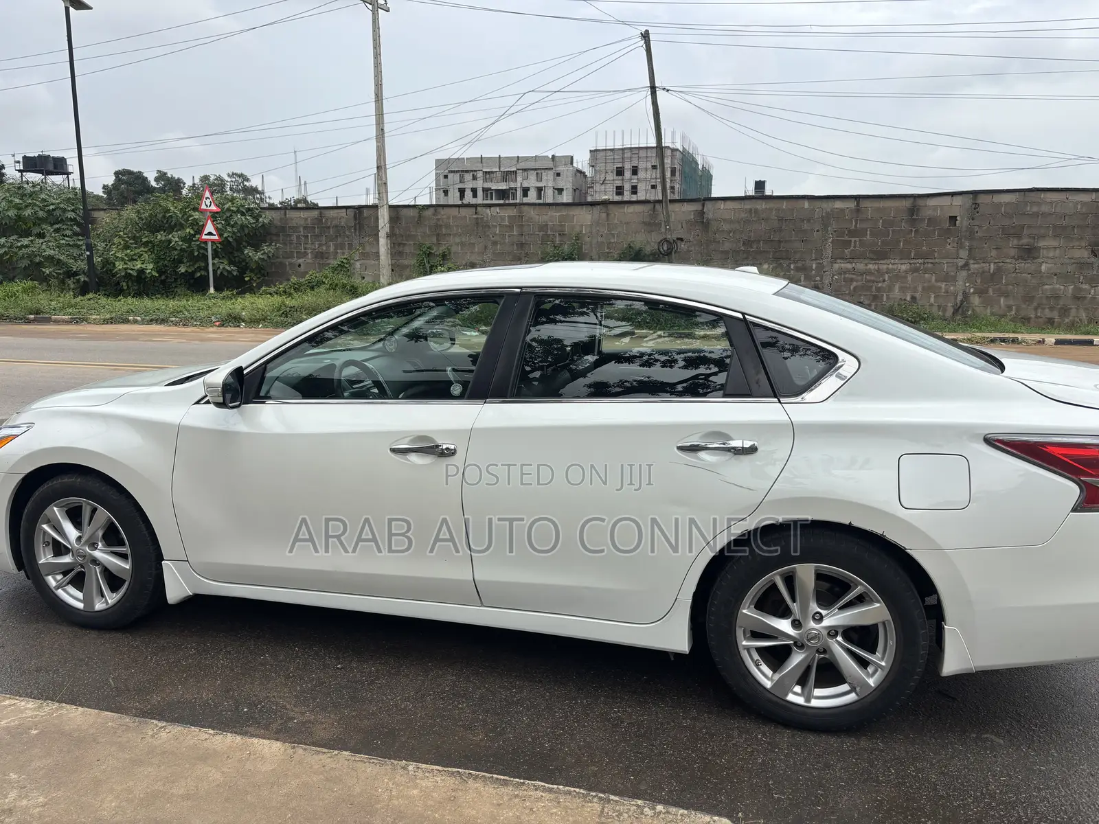 Nissan Altima 2015 White