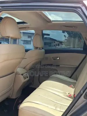 Toyota Venza XLE 2011 Gray