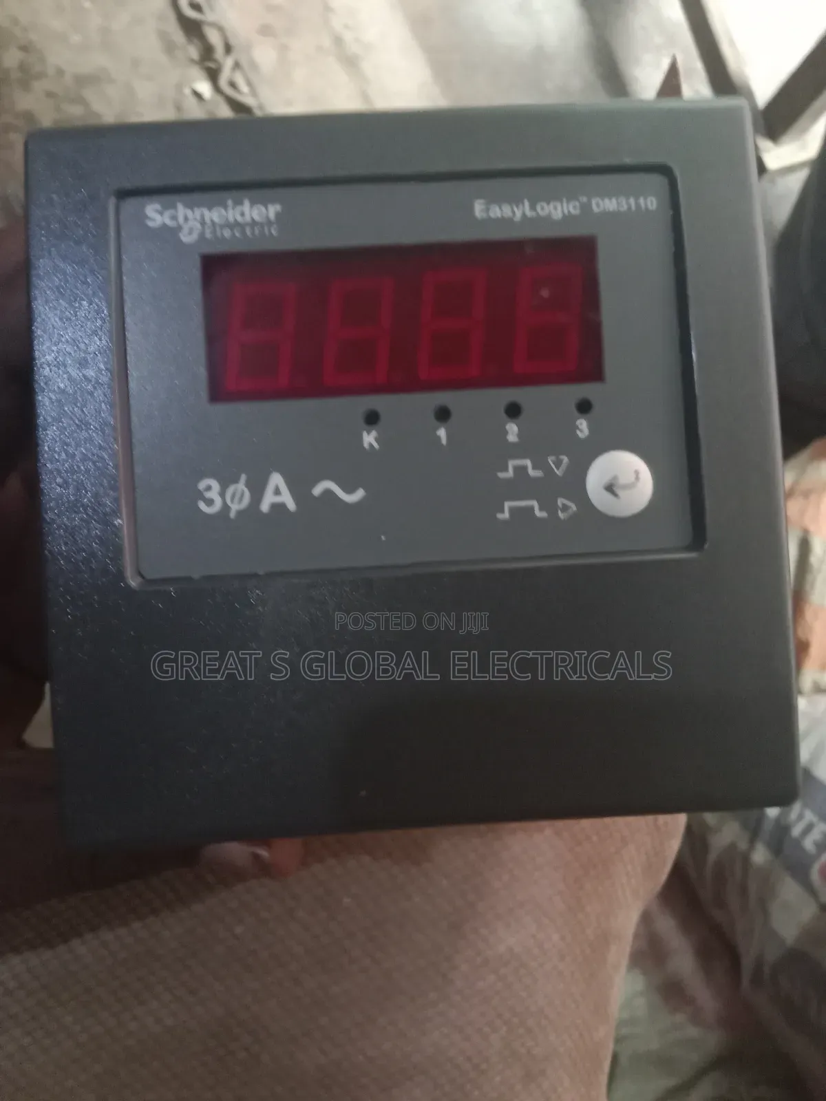 Schneider Electric DM3110 Digital Panel Meter