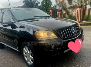 Mercedes-Benz 200 2006 Black